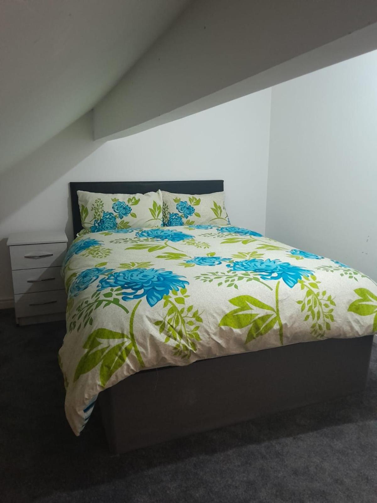 Monarch House Hotel Manchester Bagian luar foto