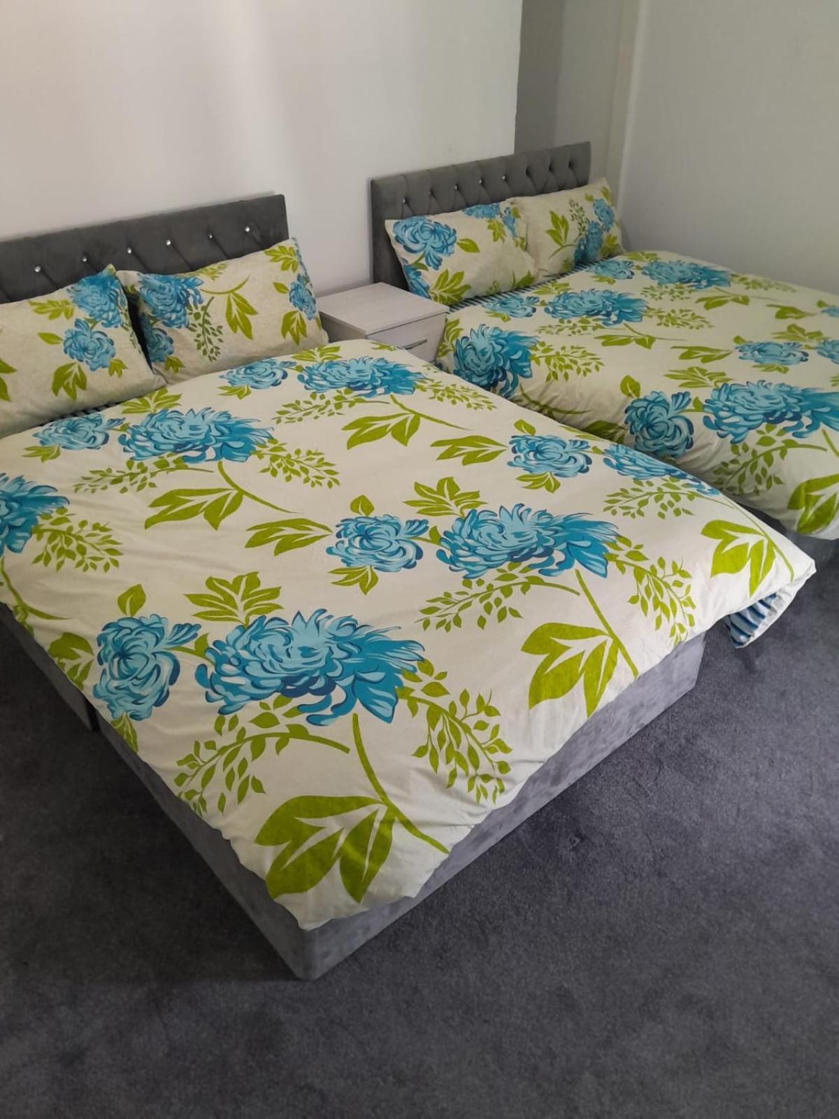 Monarch House Hotel Manchester Bagian luar foto