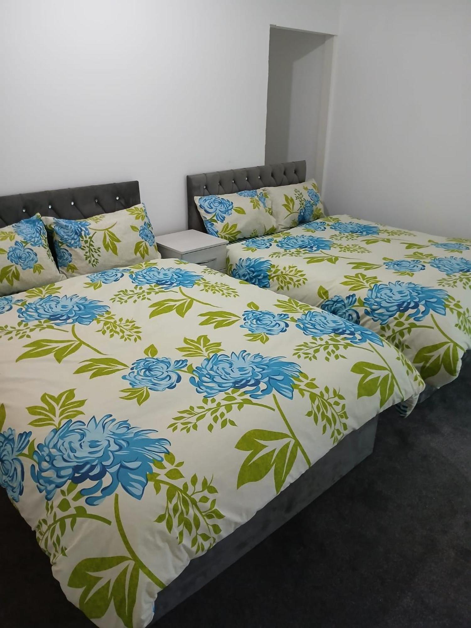 Monarch House Hotel Manchester Bagian luar foto